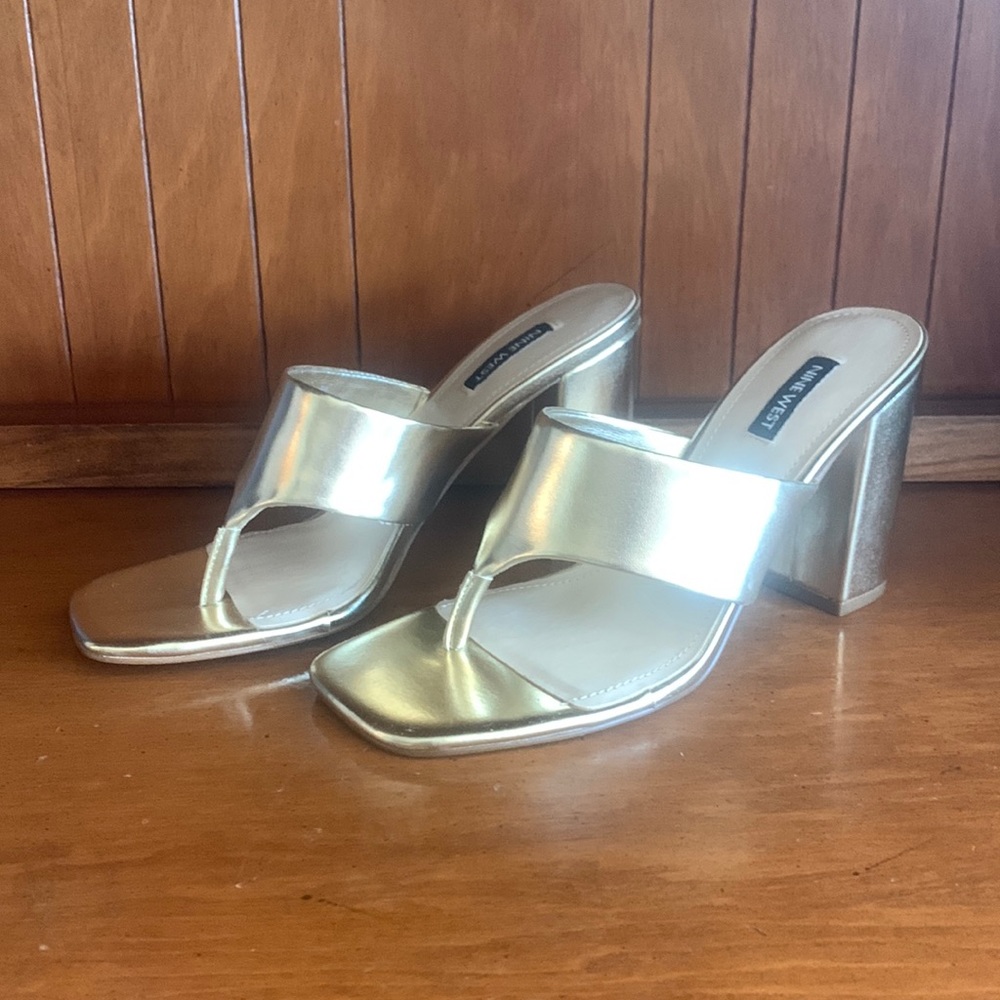 NINE WEST Heeled Sandal.